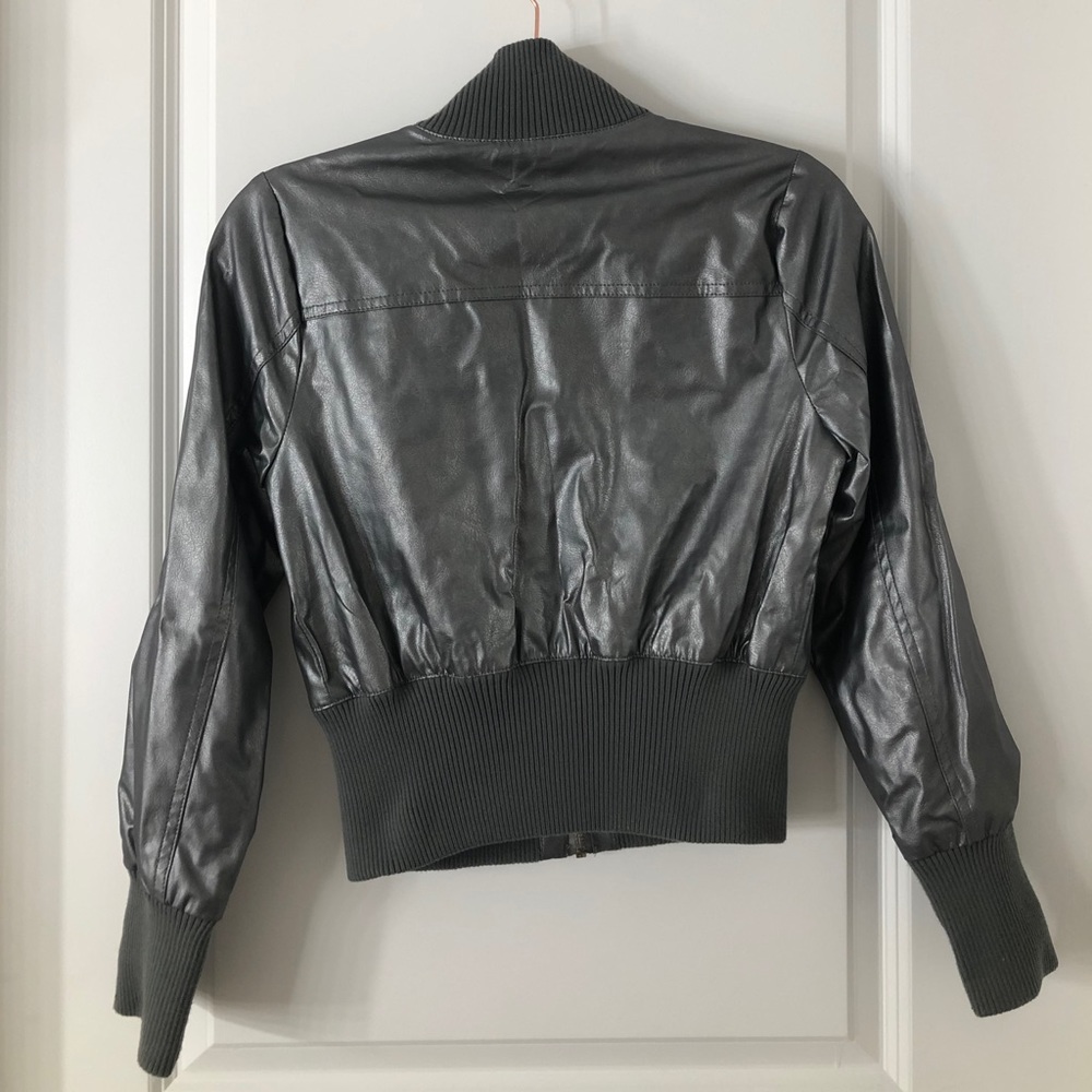Jacket - Picture 2 of 5